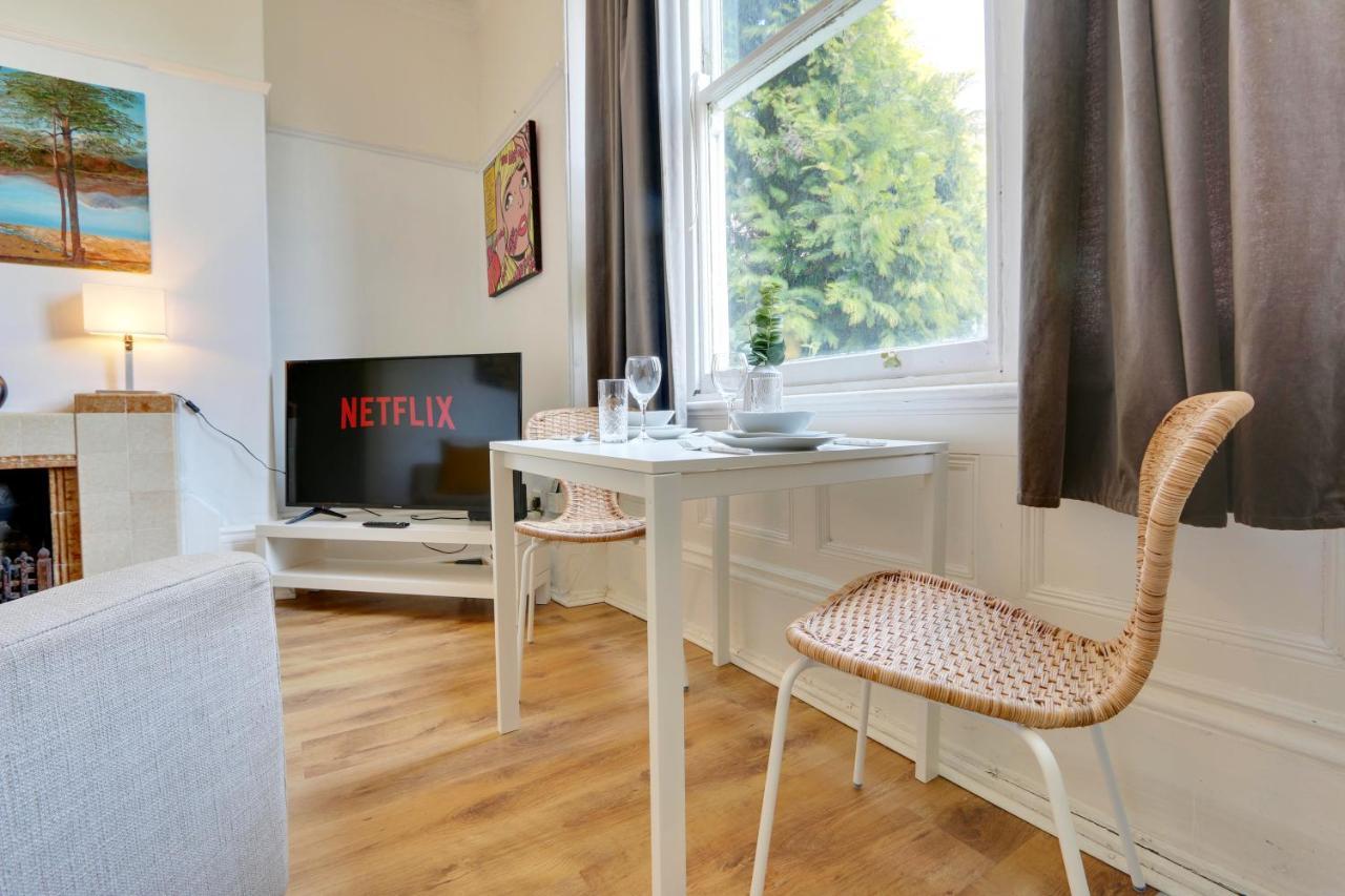 Convenient 1-bed - Ideal For Working Away, Free Parking, Pet Friendly, Netflix Apartment